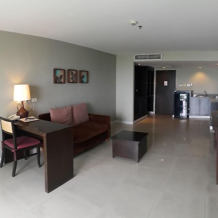 Summer Spring Hotel Pattaya Exterior foto